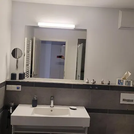Pilot's House 
