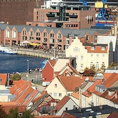 Pilot's House 